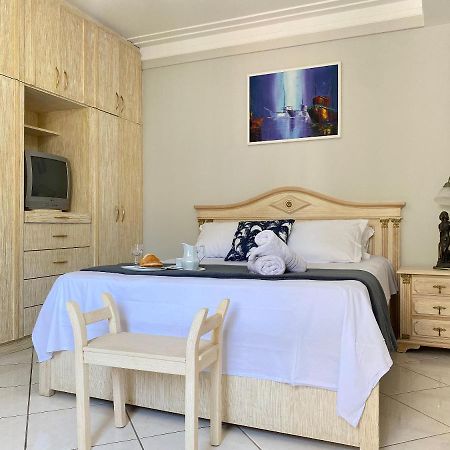 Jgd94 - Ao Lado Do Calcadao, Climatizado, Wi-Fi Lejlighed Balneário Camboriú Eksteriør billede